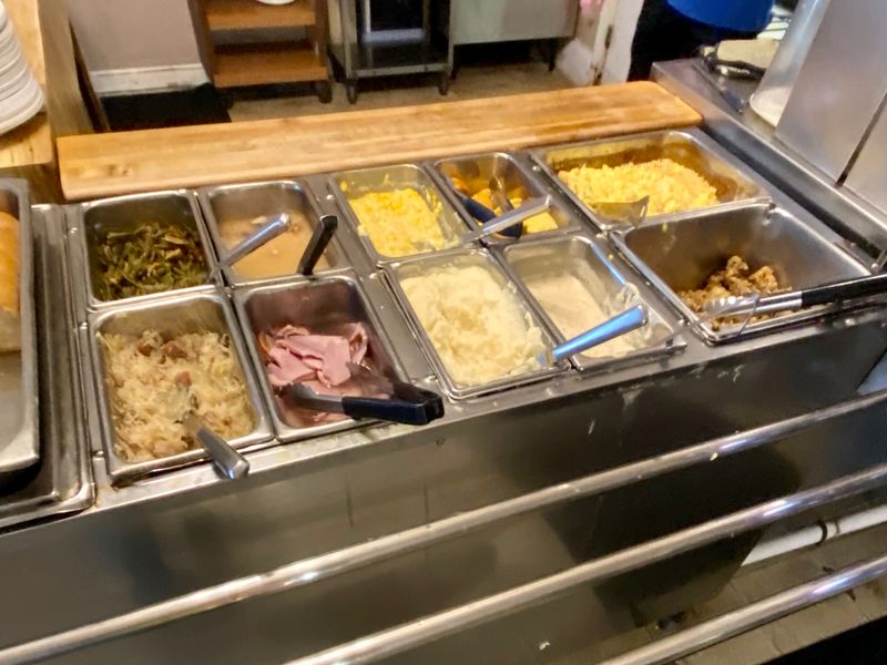 The Seat-Yourself Buffet Experience