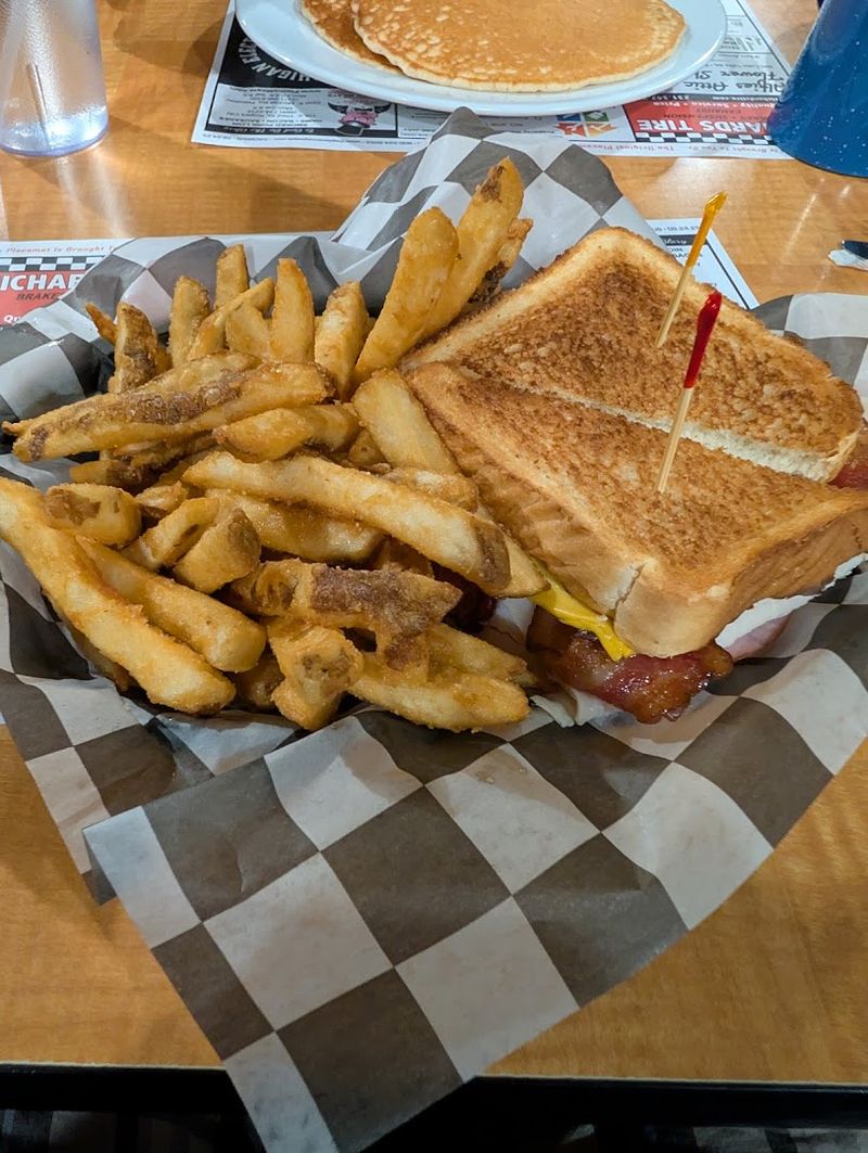 The Fried Cheese Platter: A Hidden Star