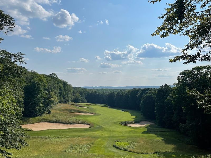 Five Golf Courses and Endless Fairways