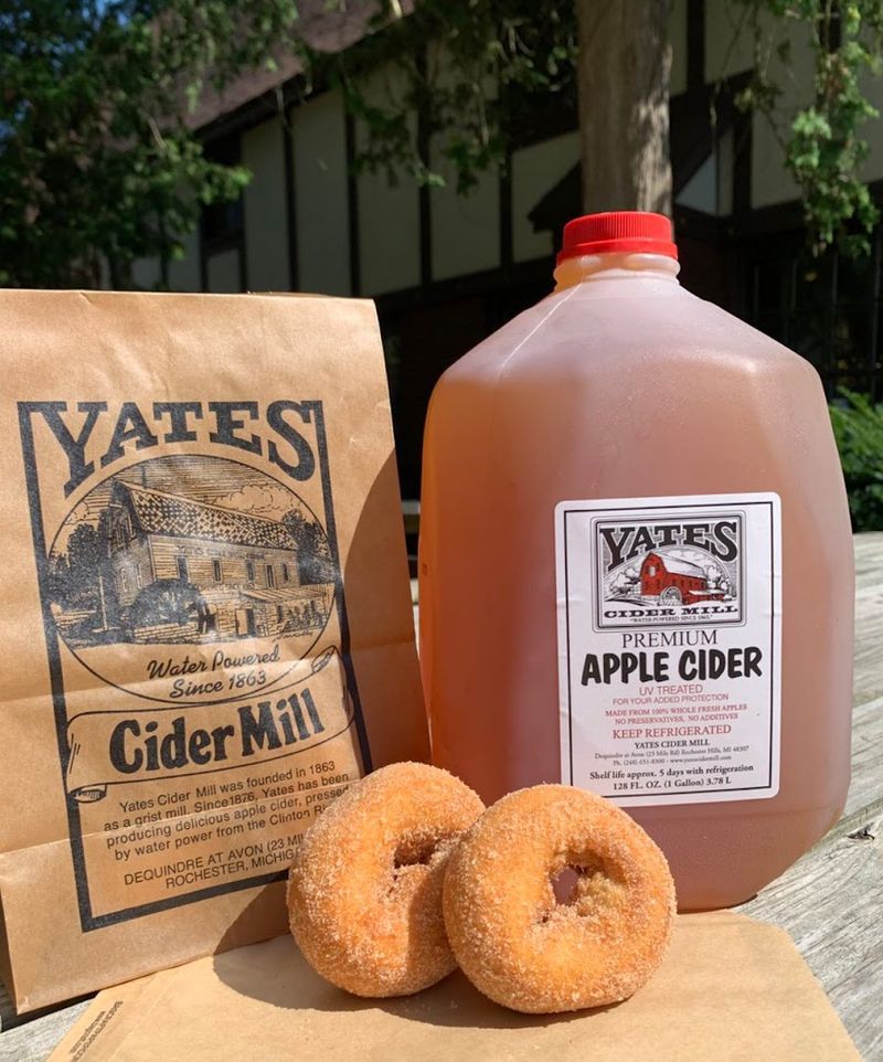 The Cinnamon Sugar Donuts That People Order for Their Weddings