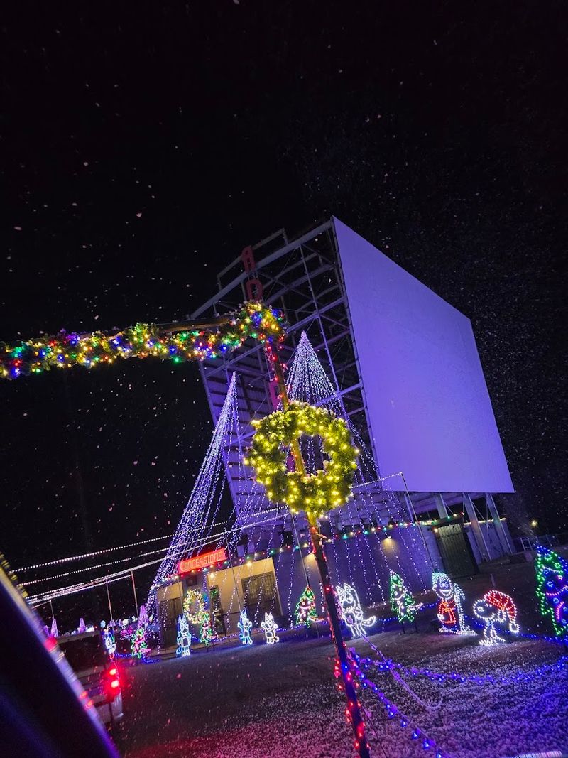 The Jolly Lane Holiday Light Display