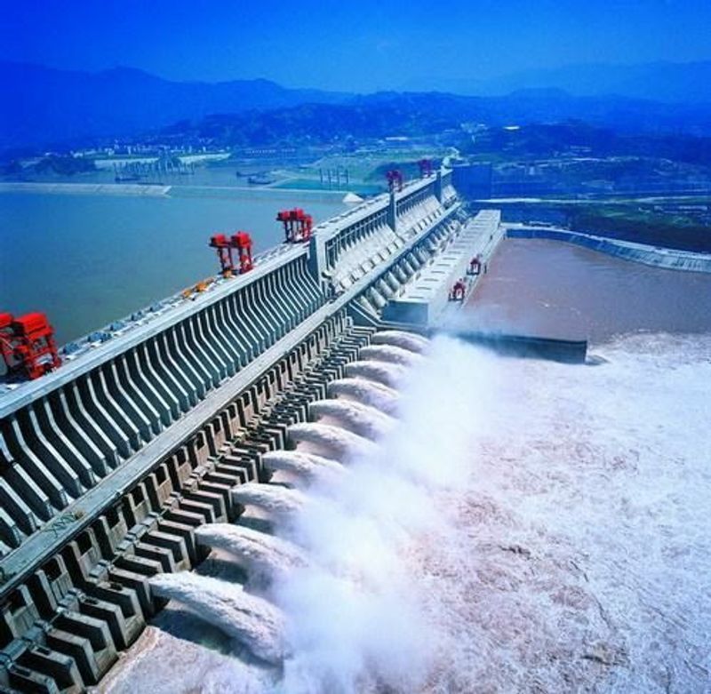 Three Gorges Dam (Hubei, China) - The world's largest power station (installed capacity)