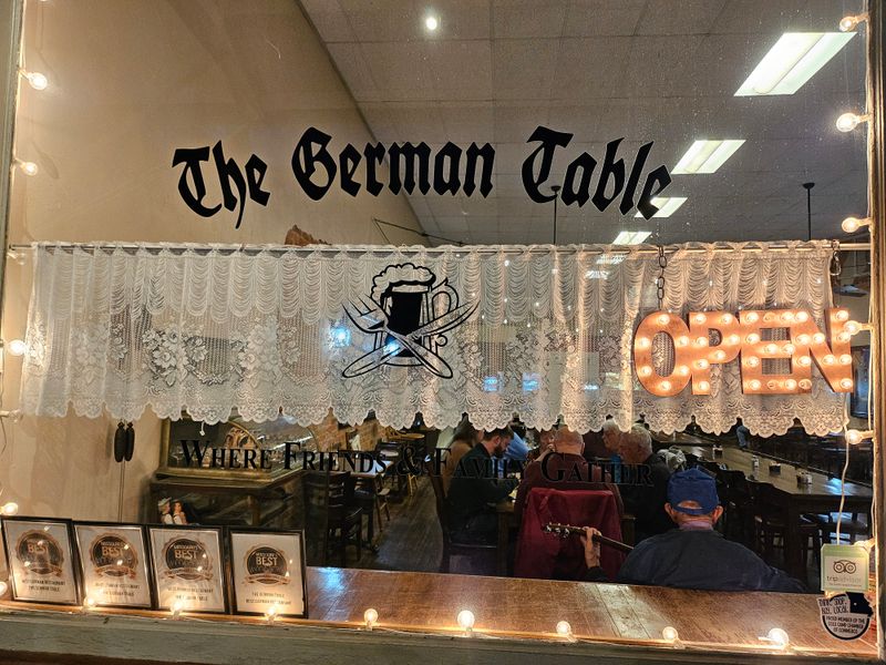 The German Table (Cole Camp)