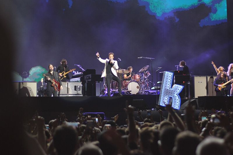 Mr. Brightside - The Killers (2003)