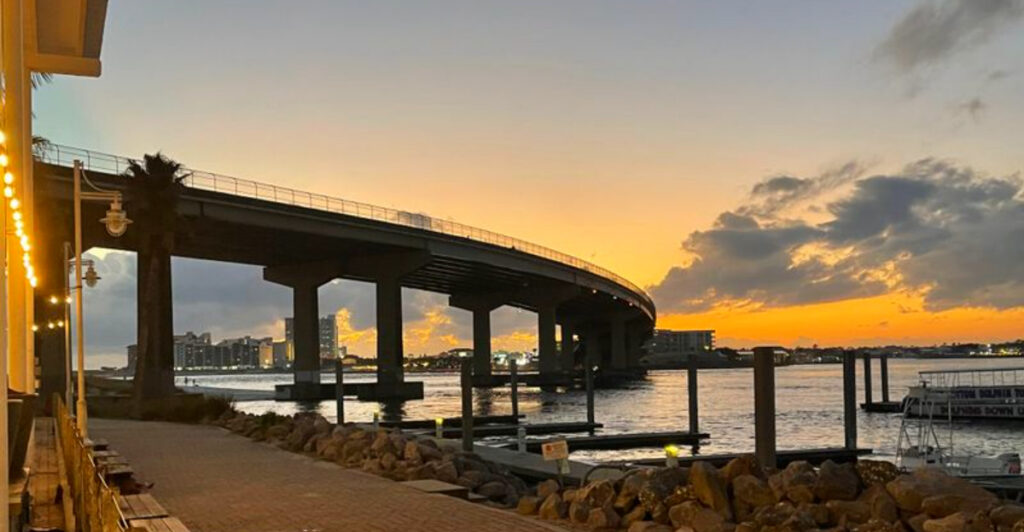 Alabama’s Best View-From-Your-Table Moments Await at This Gulf-Fresh Restaurant