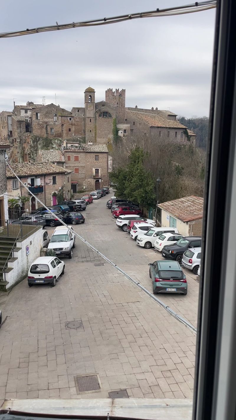 Calcata Vecchia — Medieval Hilltop Retreat Near Rome
