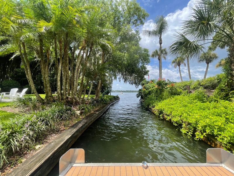 Mr. Rogers’ Lakeside Smile