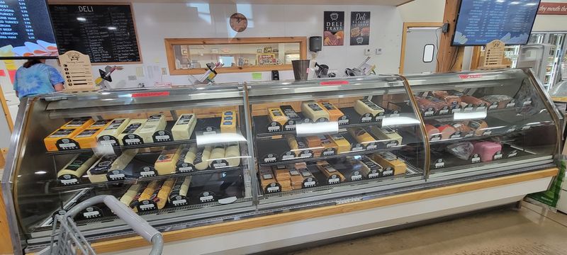 Amish Cheese House Café – Chouteau, OK