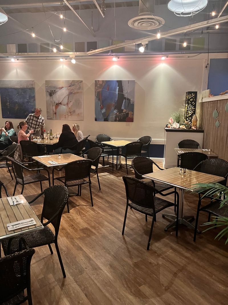 Dockside Market & Grill - Flemington