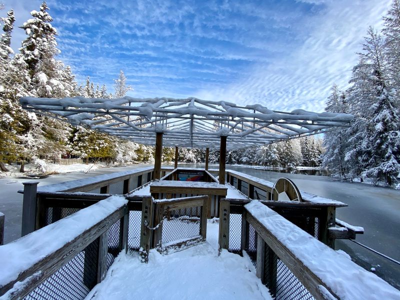 Kitch-iti-kipi, Manistique