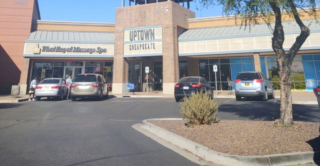 Arizona Destination Where Fashion Lovers Stretch Their Dollar Further