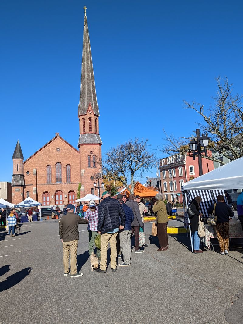 Lunch Moves: From Market To Plate