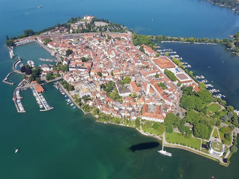 Lindau — Island Town on Lake Constance