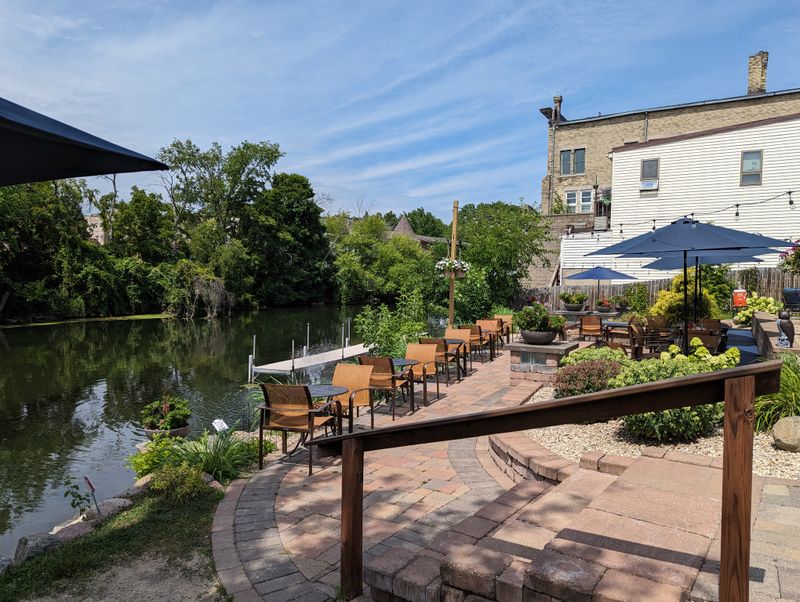 Water Street Tavern, Stoughton