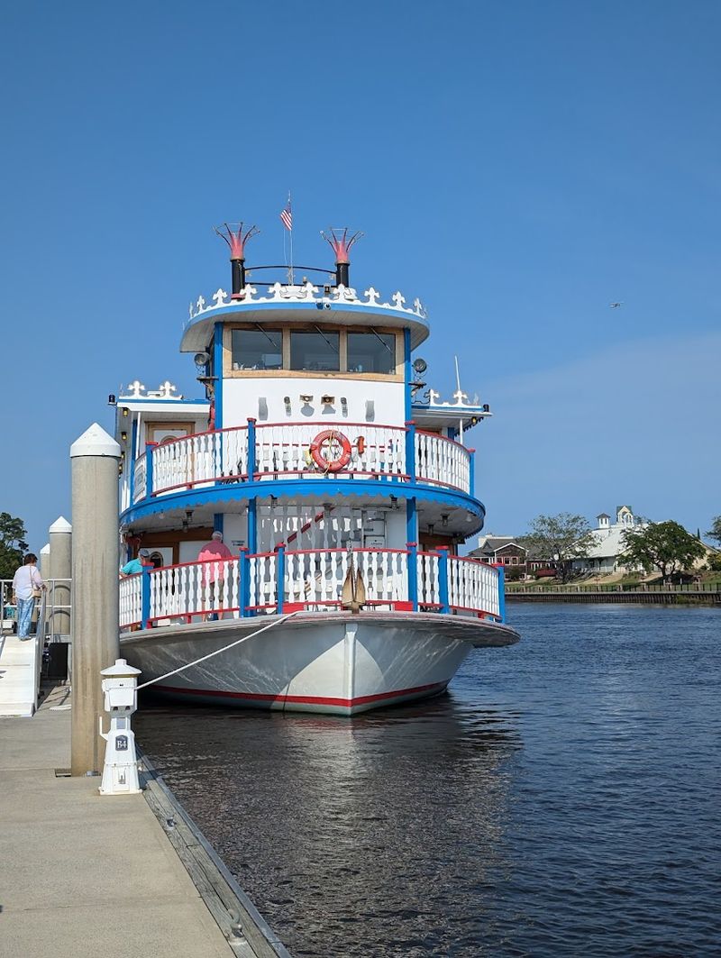 Getting Between the Resort and Barefoot Landing