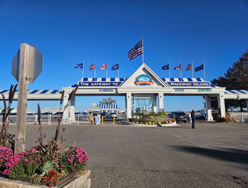 Mackinaw City – Gateway to the Island