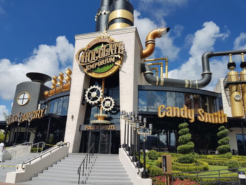 The Toothsome Chocolate Emporium & Savory Feast Kitchen™ – Orlando, FL