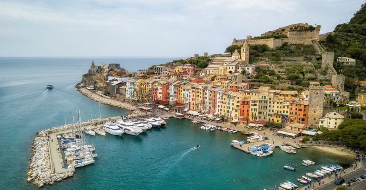 Beautiful Italian Riviera Towns Frozen in Time Since the 1960s