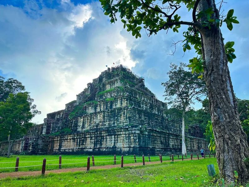 Koh Ker — Lost Capital with a Pyramid (North-East Cambodia)