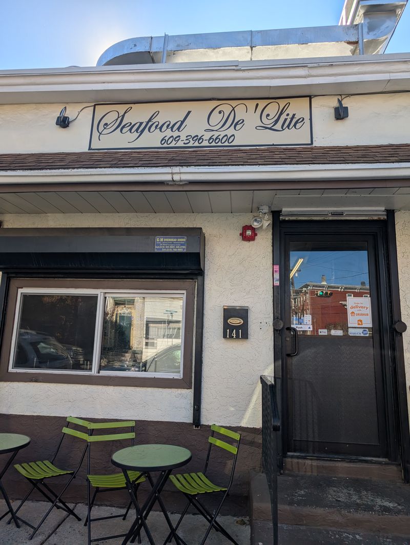 Seafood De'Lite (Trenton)