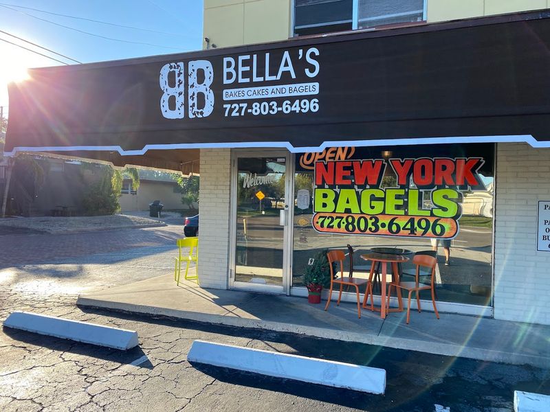 Bella's Bakes Cakes and Bagels - St. Petersburg