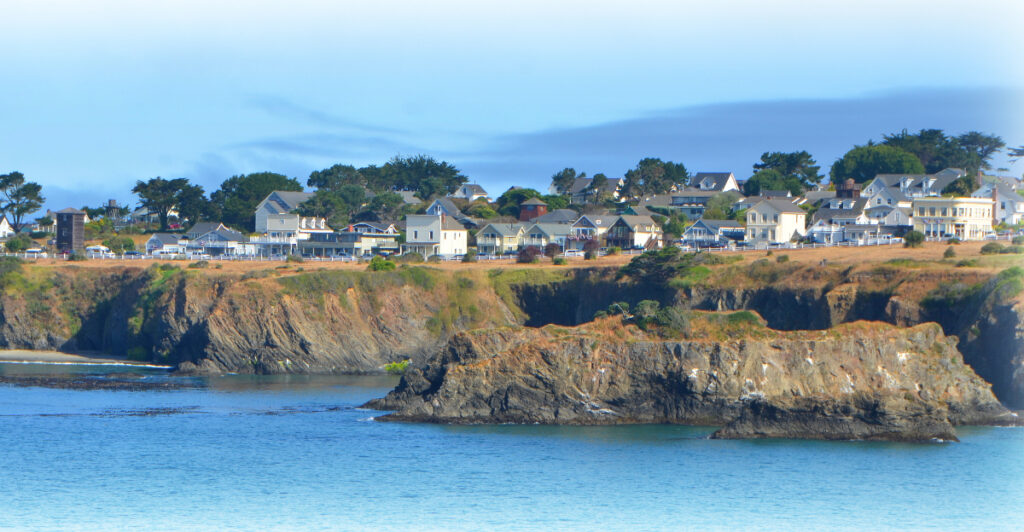 California’s Charming Coastal Village With Victorian Streets and Pacific Views