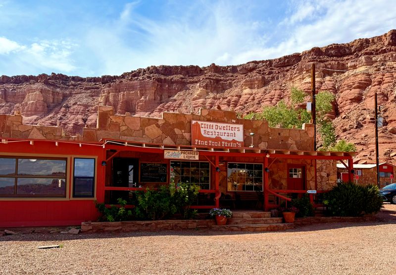 Cliff Dwellers Restaurant, Marble Canyon