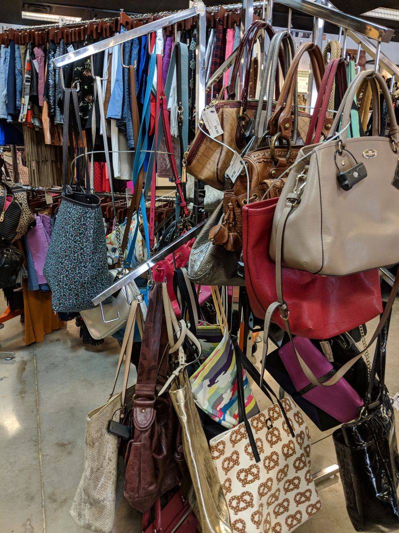 Community Vibe And Why Reviews Matter