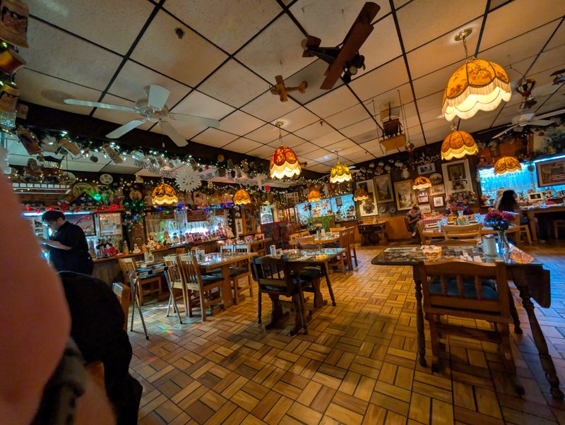 Reservations, The Smart Move