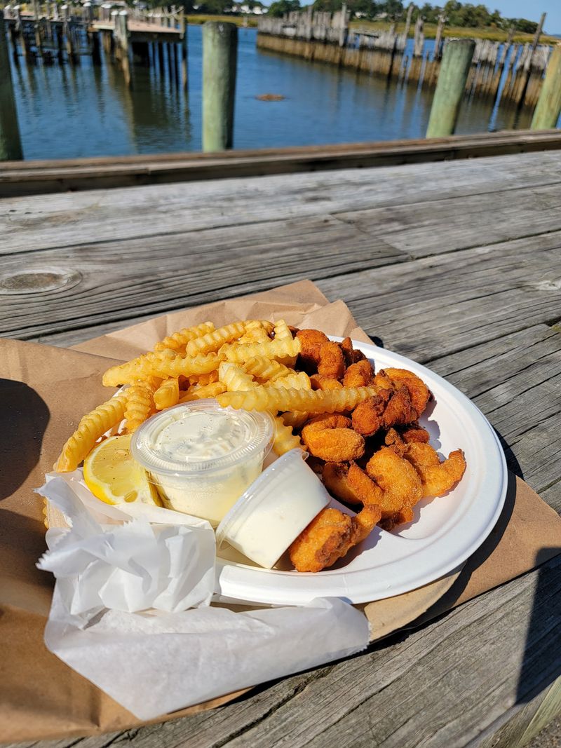 Where To Eat Your Takeout