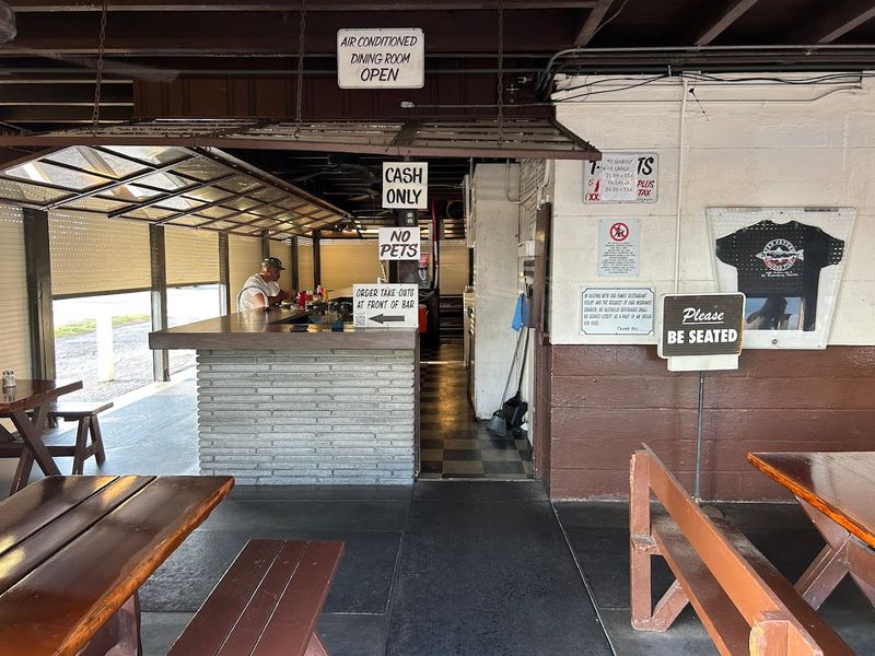 The Atmosphere: Casual, Covered, and Completely Comfortable