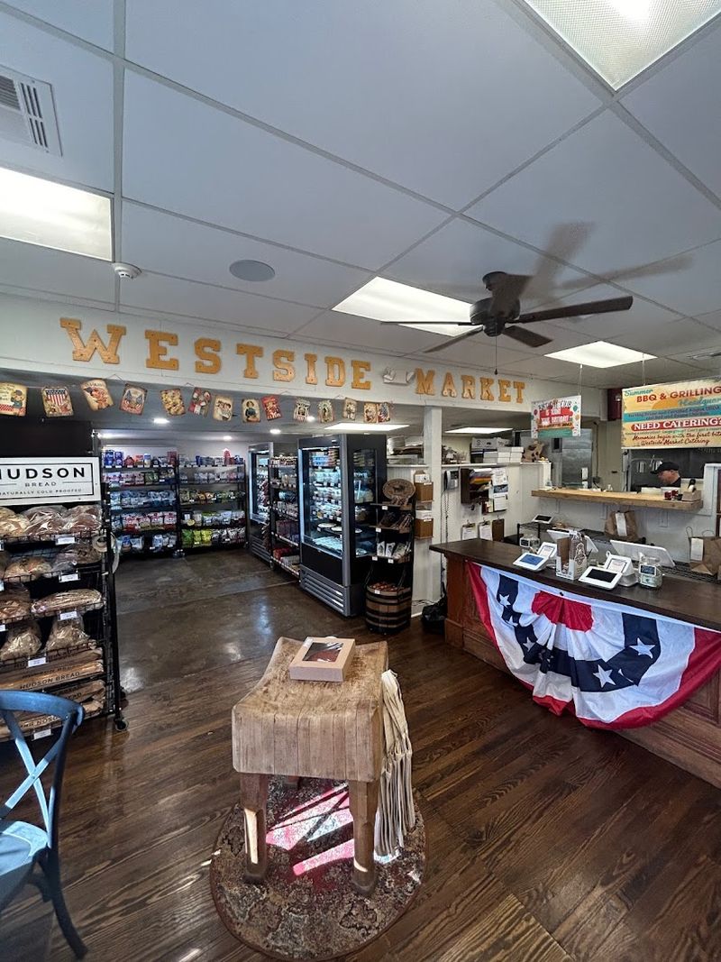 The Atmosphere Inside the Market