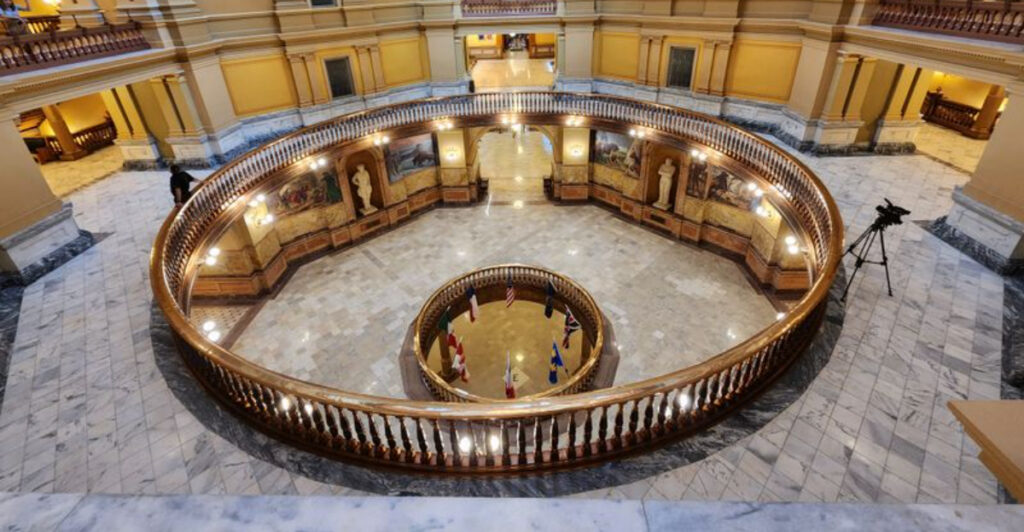 Climb the Kansas State Capitol Dome in Topeka: 13 Things to Know Before You Go