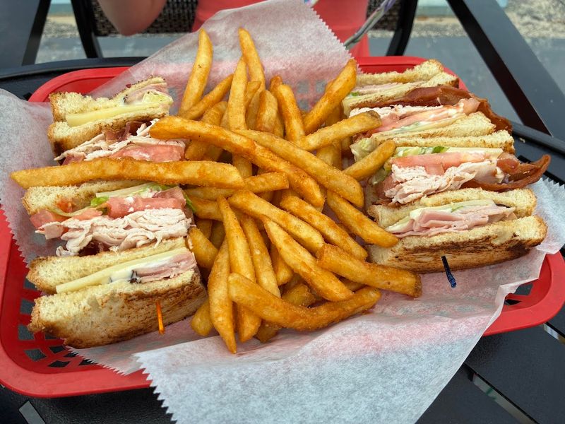 The Grouper Reuben That Deserves Its Own Fan Club