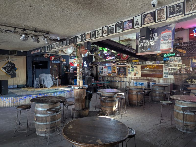 Live Music Venues Host Surprising Talent