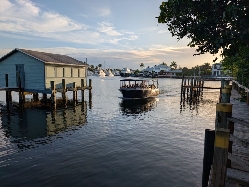 Cap’s Place – Lighthouse Point, FL