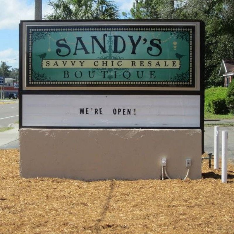 Sandy's Savvy Chic Resale Boutique - Gainesville