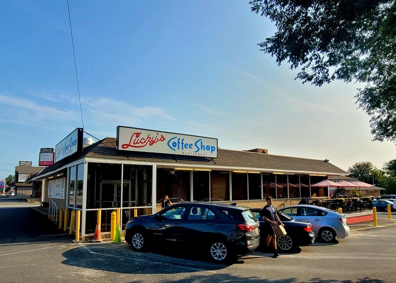 Delaware - Lucky's Coffee Shop (Wilmington)