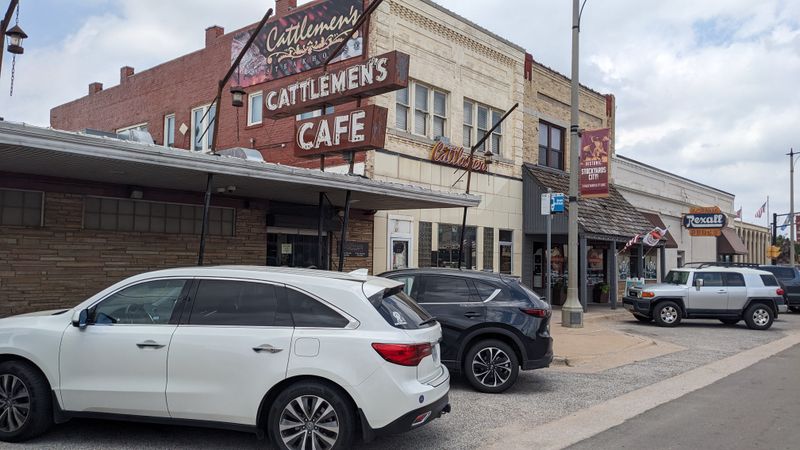 Easy Access and Convenient Location