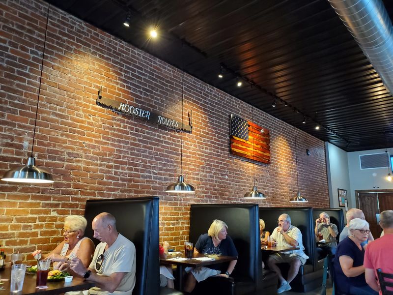 Hoosier Routes - SMALL TOWN, HOMETOWN – Summitville, IN