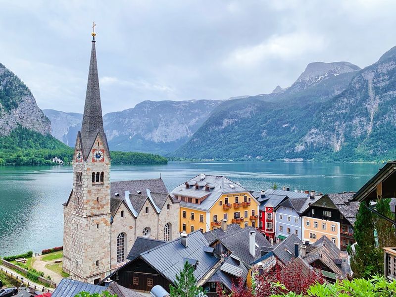 Hallstatt, Austria — Fairytale Lake and Alpine Majesty