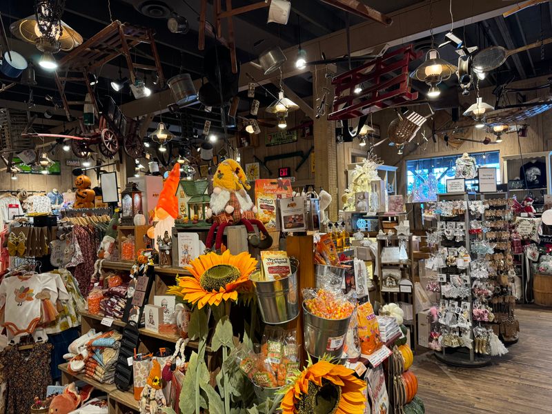 Gift Shop Treasure Hunt