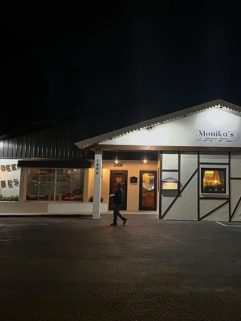 Monika's European Kitchen – Largo