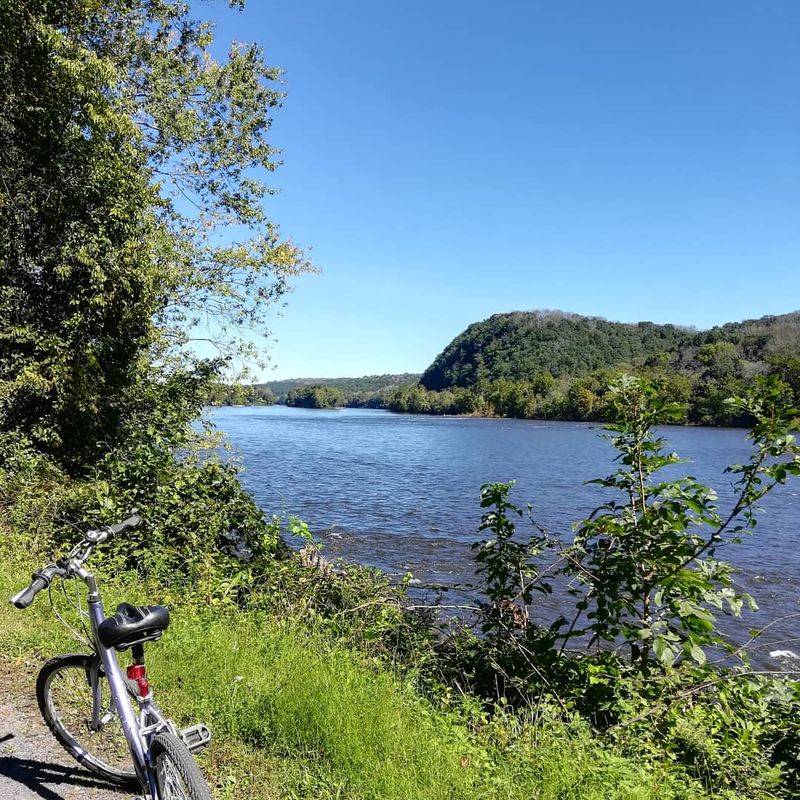 Towpath Biking That Feels Effortless