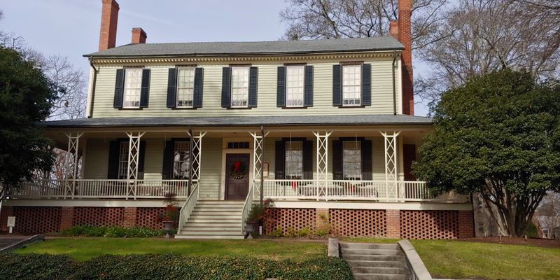 Southern Hospitality and Lifestyle