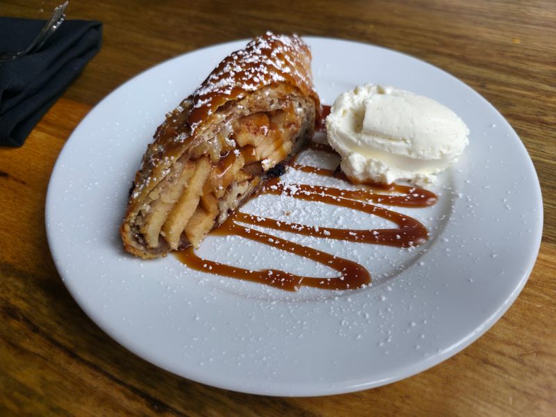 Apple Strudel, American Sweet Tooth Approved