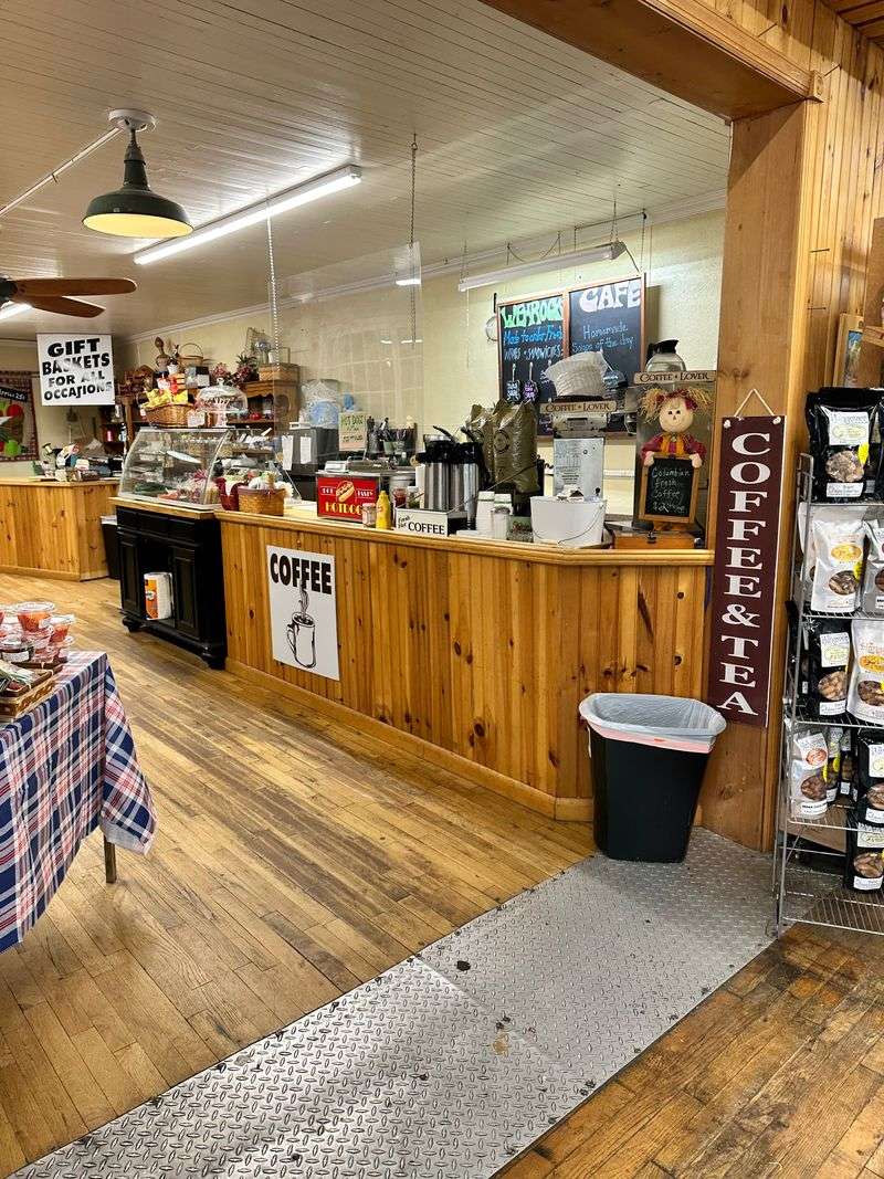 Planning Your Visit: Parking, Crowd Patterns, and Timing