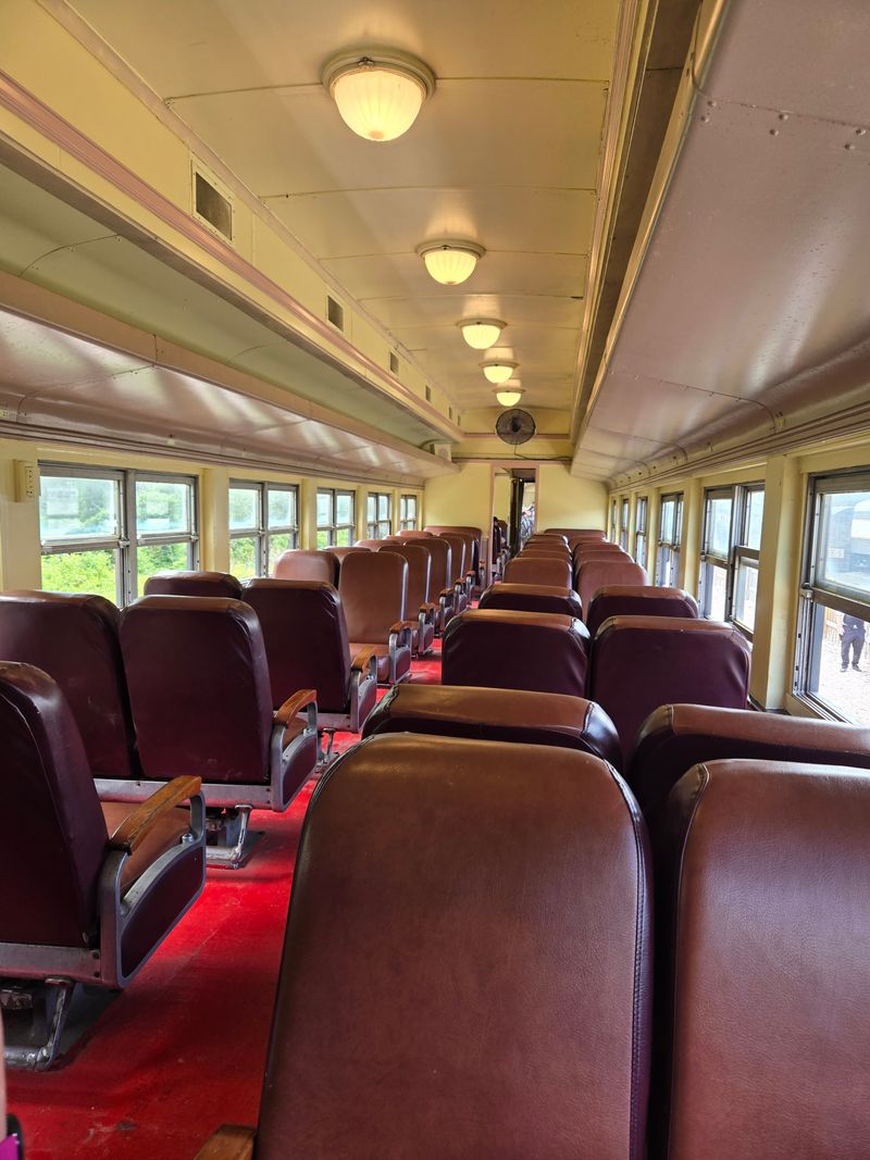 Coach 109 Vintage Seating