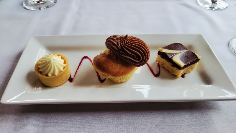 Menus And Seasonal Touches