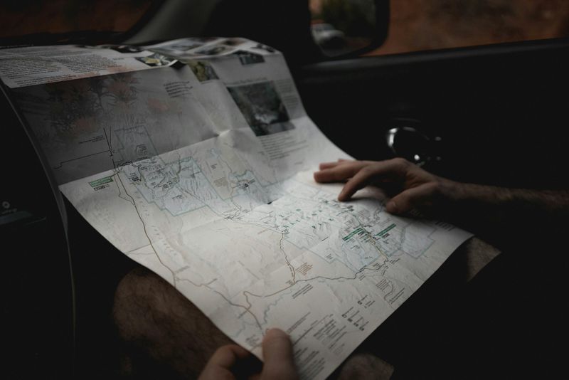 Using Paper Maps on Road Trips